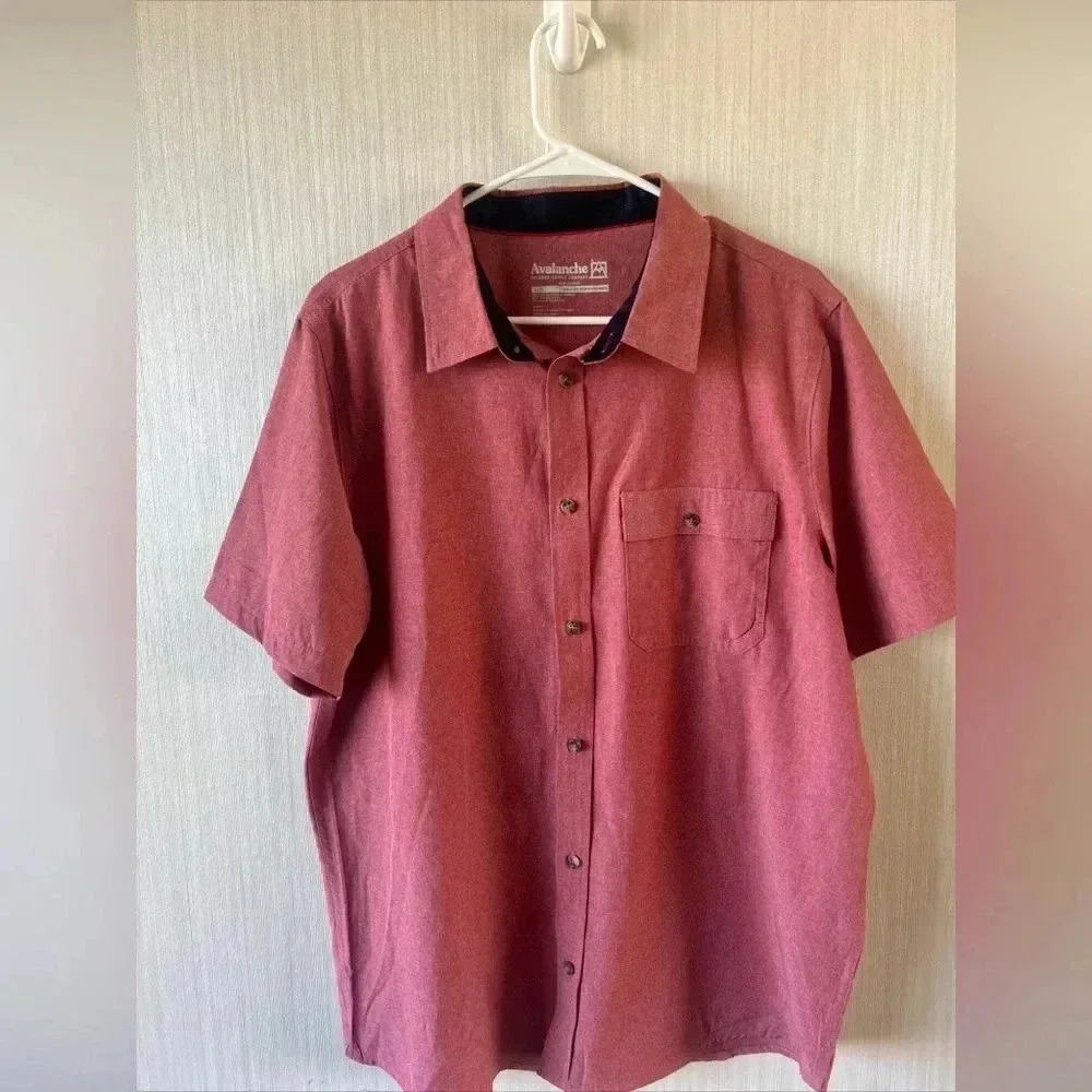 Avalanche Button down Mens